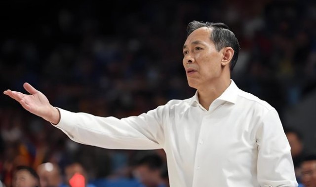 竞技宝-北京队迎1坏消息！2米06锋线悍将旧伤复发，许利民遇到麻烦了|曾凡博|上海队|北京首钢|赵睿|宁波队_新浪体育_新浪新闻